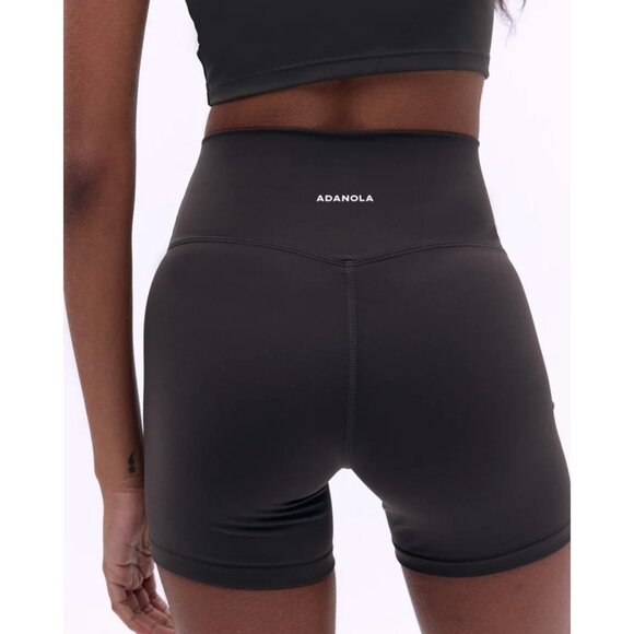 Adanola Ultimate Ultra Crop Short in Coffee Bean - Picture 2 of 5